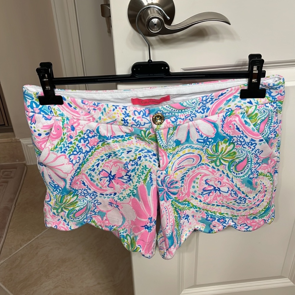 Adorable Lilly Pulitzer shorts, size 6